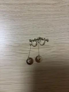 ゴールド フープ型ドロップイヤリング