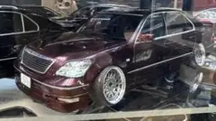 30セルシオ後期のサムネイル