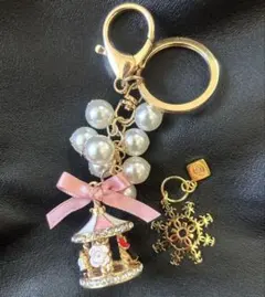 ヒ*ロ様 CHANEL　2024年クリスマスチャーム　　キーホルダー