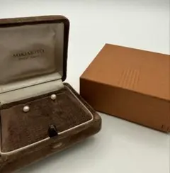 パール ピアス(両耳用)