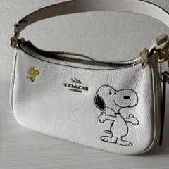 COACH スヌーピー ショルダーバッグ