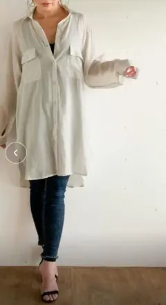ジュノア オーバーサイズスリットシアーシャツのサムネイル