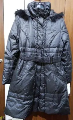 フード付きダウンコート　黒 ファー付き ロング丈 ベルト付 撥水加工 M 新品