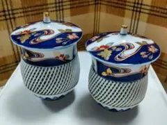 ●5724#0422　有田焼琴峰窯/夫婦湯呑(網目透かし、花柄、蓋付き)0105