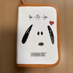 スヌーピー　マルチケース お薬手帳　通帳スヌーピーとチャーリー・ブラウン