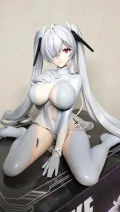 勝利の女神：NIKKE ぬーどるストッパーフィギュア シンデレラ 開封品