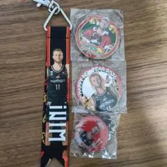 大阪エヴェッサ　ライアンルーサー選手　ボンフィン、バッジ、キーホルダーセット