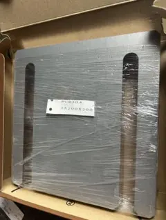 SUS304 板厚3.0mm 200×200mmステンレスライナー 8枚切欠有り