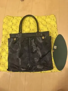Felisi フェリージ　15-55 トートバッグのサムネイル