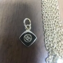 CHANELホリデーチャームスクエア ヴィンテージ チェーンつき