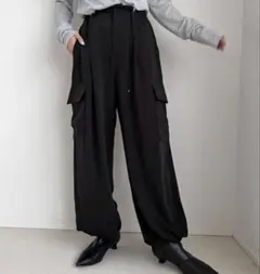 ローリーズファームドロストサイドポケットパンツ　ブラック　カーゴパンツ