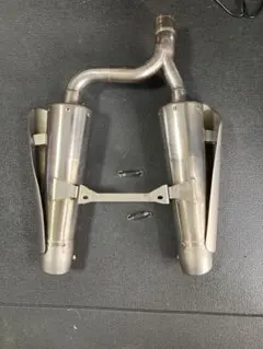 SUZUKI GSR400 Akrapovic アクラポビッチのサムネイル