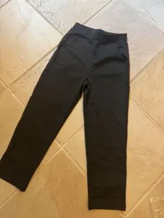 新品パンツ