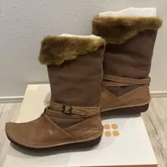 ファー付きブラウンスエードブーツ