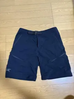 a*m様 新品！ARC’TERYX ランパート ショーツ 黒30サロモン NIK a*m様 新品！ARC'TERYX ランパート ショーツ 黒30サロモン NIK - メルカリ