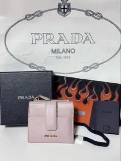PRADA サフィアーノマルチカラー　二つ折り財布 ピンク　プラダ
