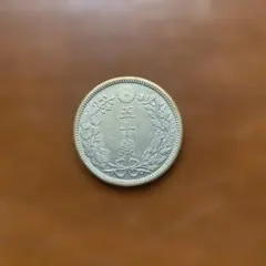 ビルマ 1ルピー銀貨 孔雀図 1852年 - メルカリ