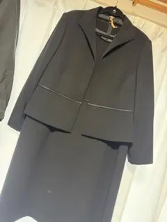 ブラックワンピーススーツ（長袖ジャケット付き） 礼服