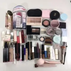 ♡メイク道具　コスメセット 　アイシャドウパレット　約50点♡