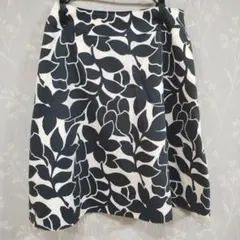 春夏に大活躍　NATURAL BEAUTY BASIC フレアスカート S