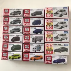 トミカ　4台　ポケットトミカ　13台　新品未開封
