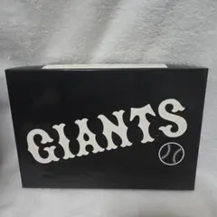 GIANTS ロゴ入りタオル 黒