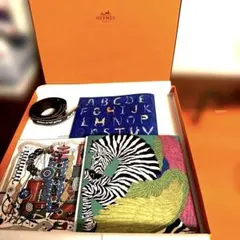 HERMES カレ90 ギフトボックス・空箱・リボン付き・リーフレット3冊