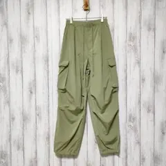 GU ジーユー (S)　パラシュート カーゴパンツ　レディース