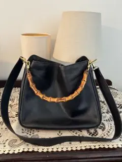 GUCCIグッチバンブーハンドル ブラックショルダーバッグ