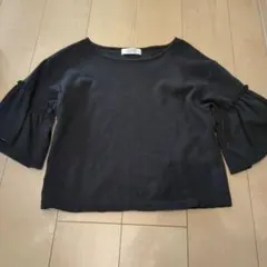 フレア袖 ブラック Tシャツ Mサイズ
