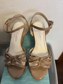 アルテミス　ダイアナベージュ ウェッジソールサンダル Ｓサイズ　22センチ