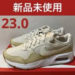 ブラウン スニーカー