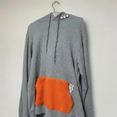 グラニフ パーカー