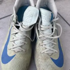 サッカースパイク シューズ