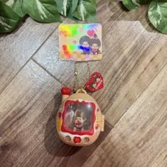 新品タグ付き　モンチッチたまごっちマスコット黄色キーホルダー