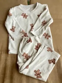 くま　フリース　パジャマ
