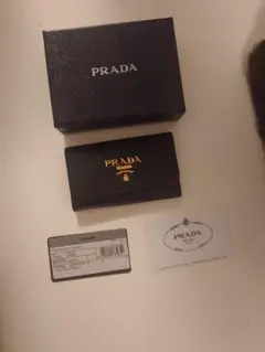 極美✨付属付き✨PRADA キーケース レザー 6連 ヴィッテロムーブ 黒