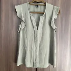 H&M フリルノースリーブシャツ US 6