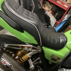 2025年最新】ZRX1200ダエグ シートの人気アイテム - メルカリ