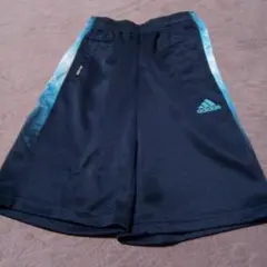 389）アディダス　ハーフパンツ