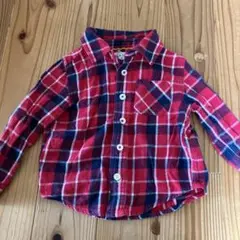赤と紺のチェックシャツ 95cm以下
