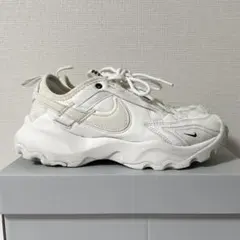 Item thumbnail for item 9398222a-82d2-4106-9725-f4b5a28764db