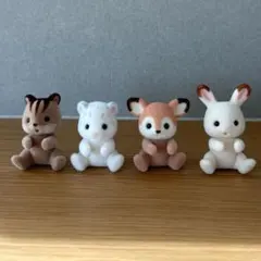 シルバニア　おすわり　赤ちゃん