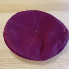 ワインレッド　ベレー帽