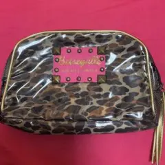 Betsey Johnson ヒョウ柄ポーチ 中型のサムネイル