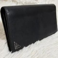 【美品】PRADA 長財布　トライアングル　ロゴプレート　シルバー金具　フラップ