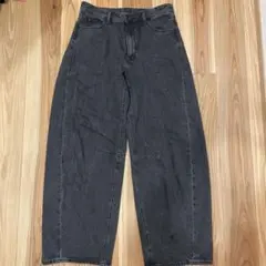 GU　バレルレッグジーンズ　XLサイズ【丈標準71.0cm〜75.0cm】