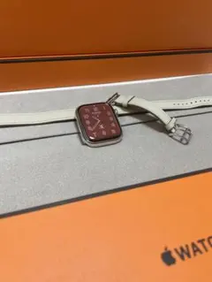 Apple Watch 8| Hermès A2773 ドゥブルトゥール