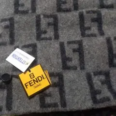 オ*ル様 FENDI マフラー ウール100% グレーのサムネイル