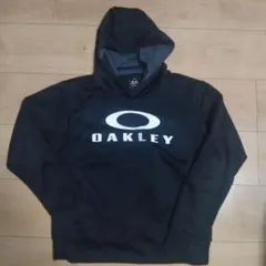 Oakley パーカー 黒　ロゴ白　フードグレー (150)